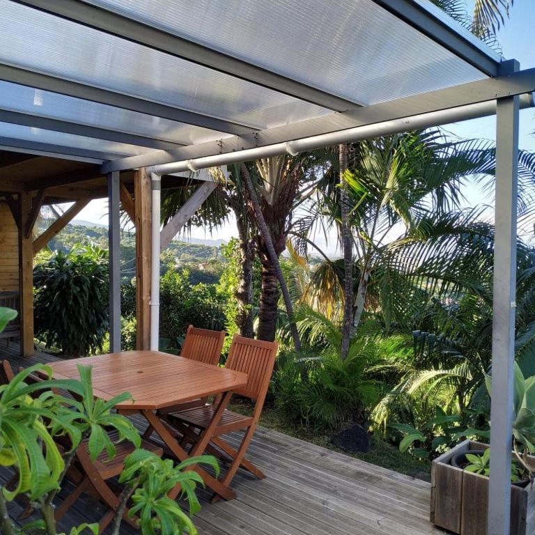 Lounge Des Hauts, 3 Maisons A L'Etang-Sale Avec Vue Sur L'Ocean Indien Et La Foret Bagian luar foto